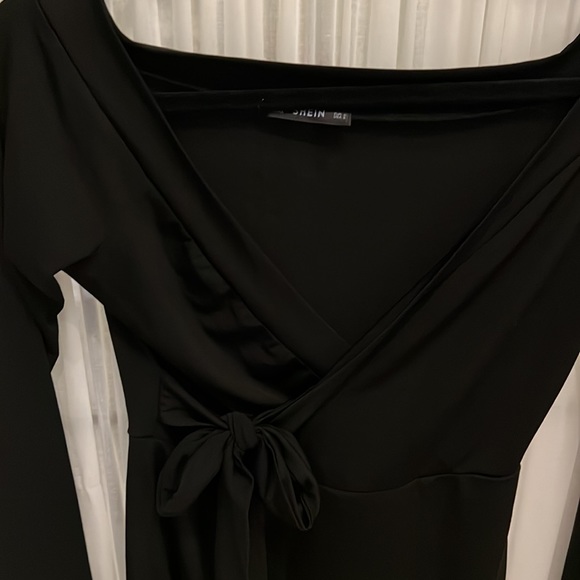 Dress - Picture 2 of 4